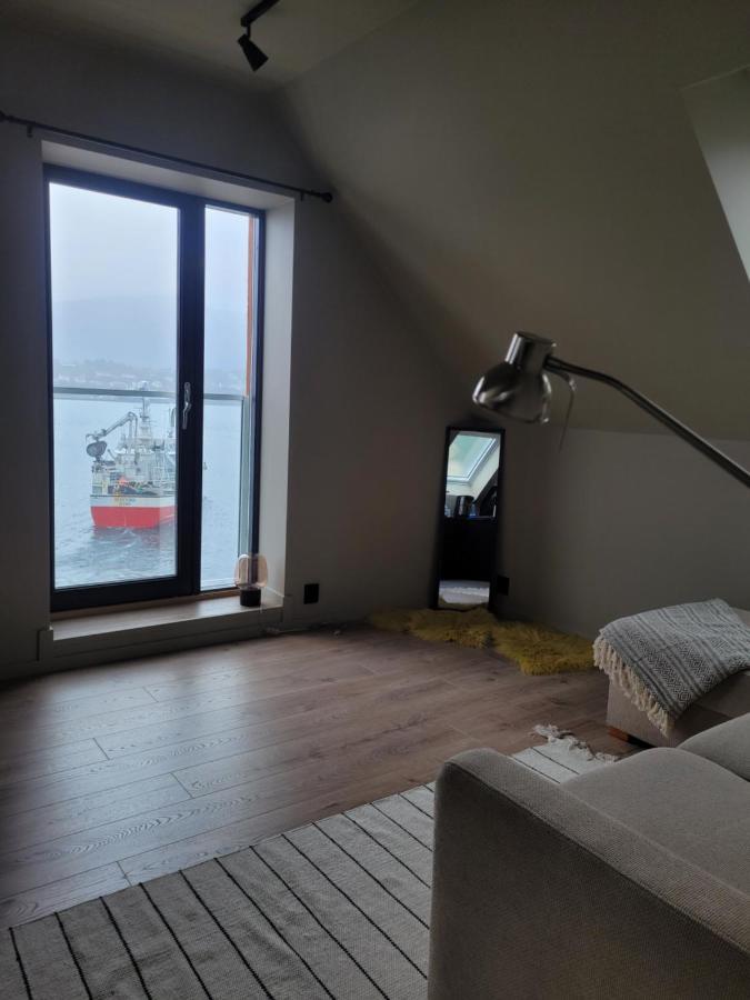 Single Elegant Room I Sentrum- Sea View โอเลซุนด์ ภายนอก รูปภาพ